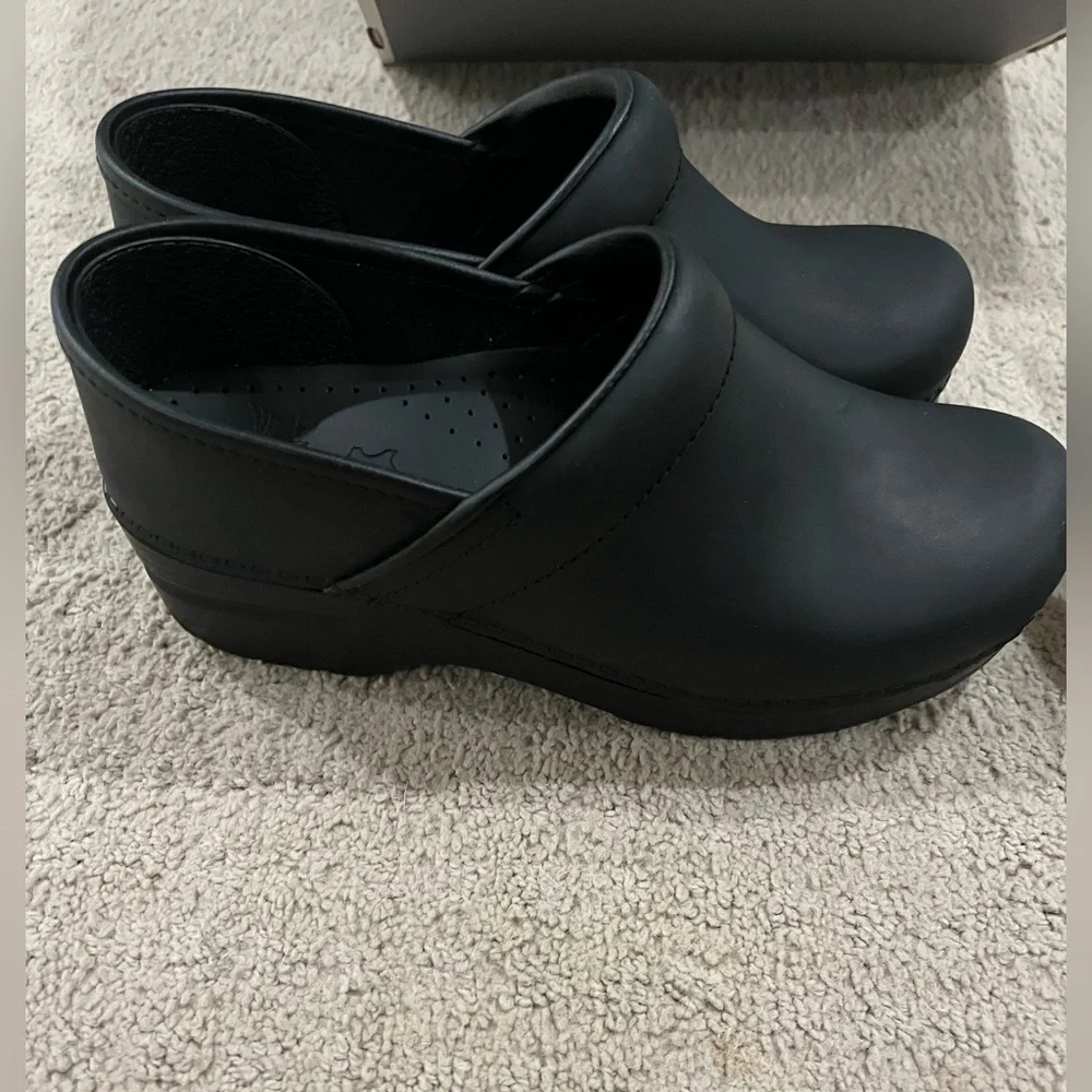 Dansko clogs - Picture 5 of 11